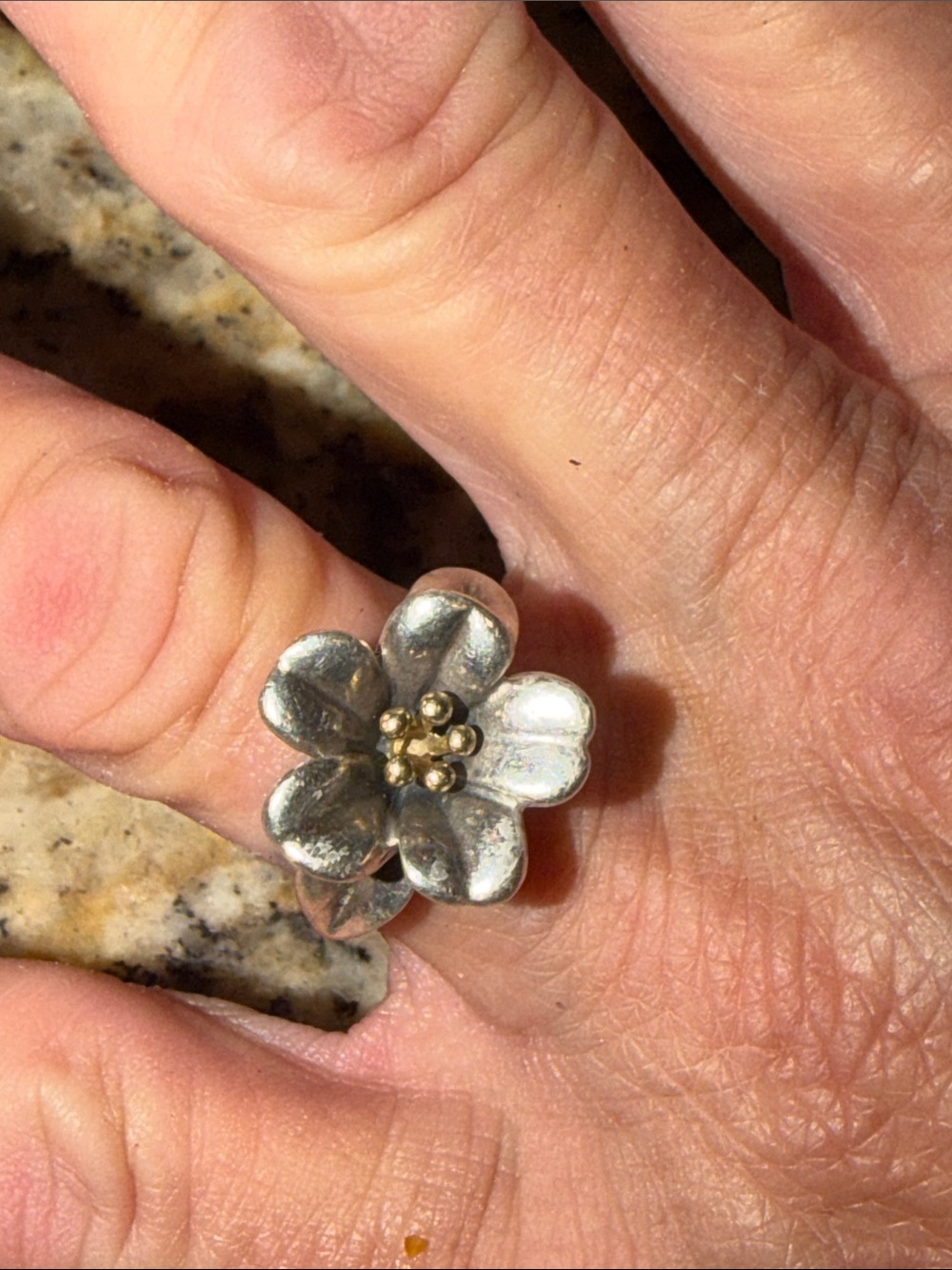 James Avery retired April flower Sterling silver with 18 Karat Gold Center